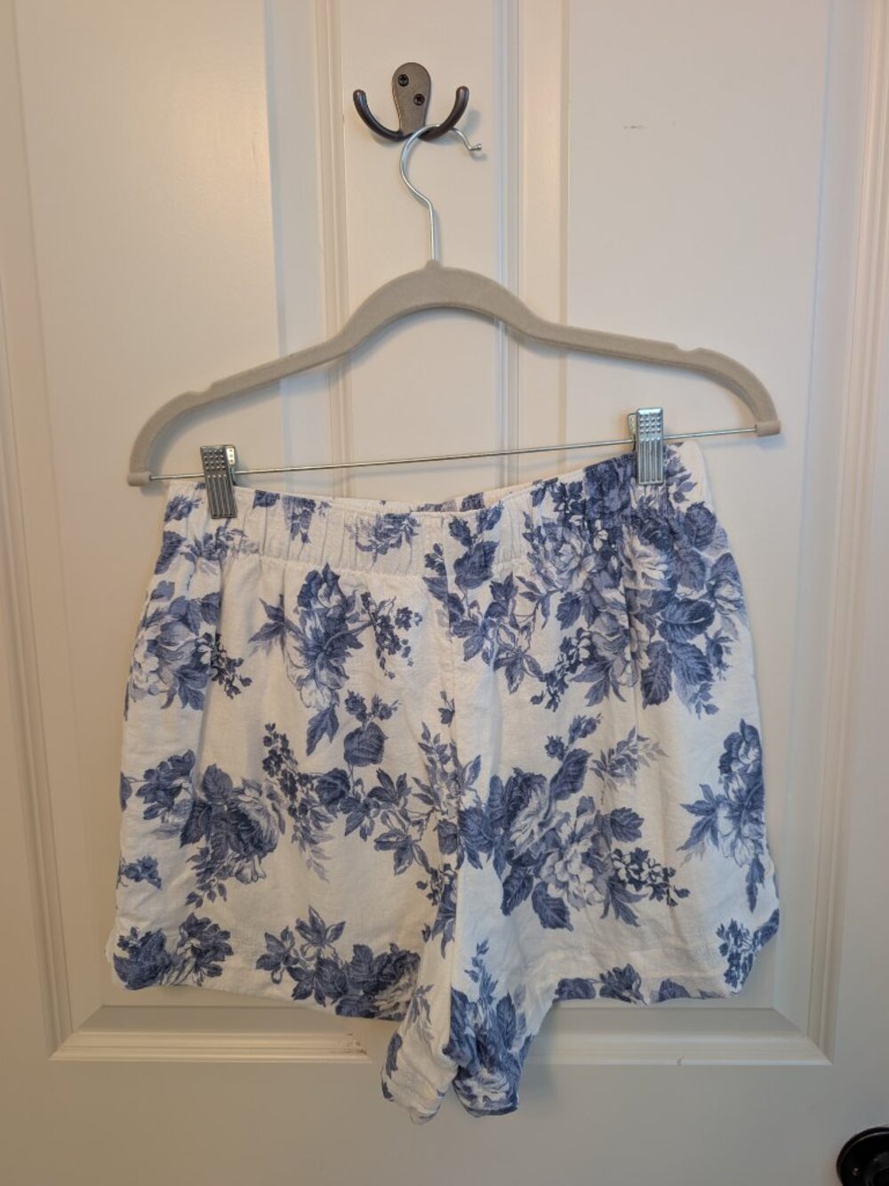 Abercrombie & Fitch Linen-Blend Pull-On Short, blue floral - Picture 3 of 4